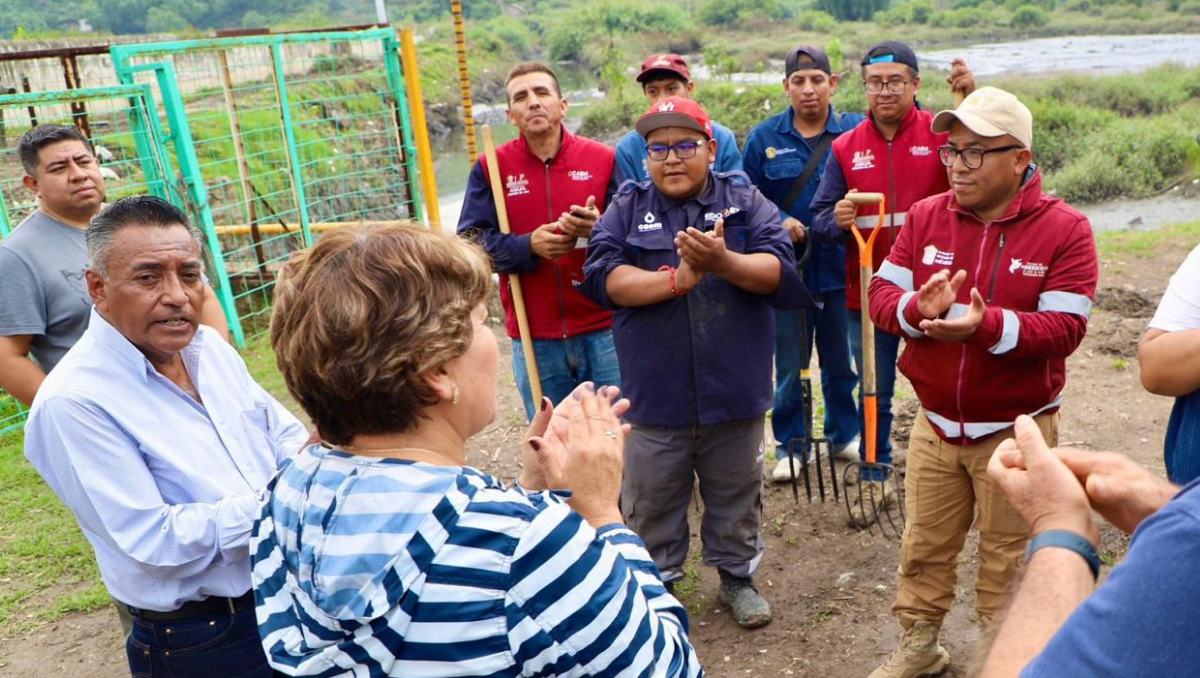Delfina Gómez y Daniel Serrano supervisan trabajos en la Presa El Ángulo para prevenir inundaciones en Cuautitlán Izcalli.| Especial