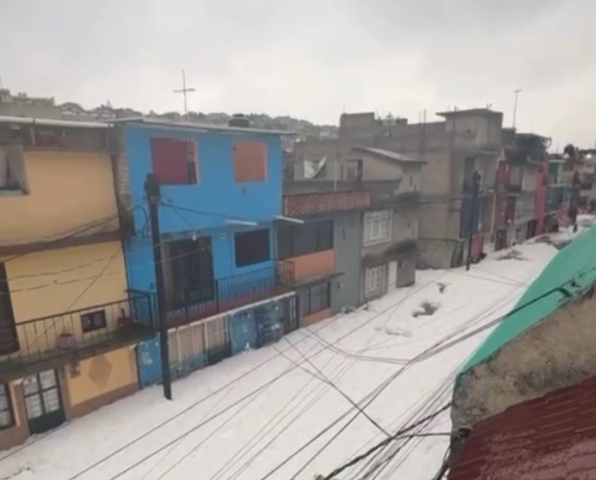 En Naucalpan viviendas fueron afectadas tras desborde de río