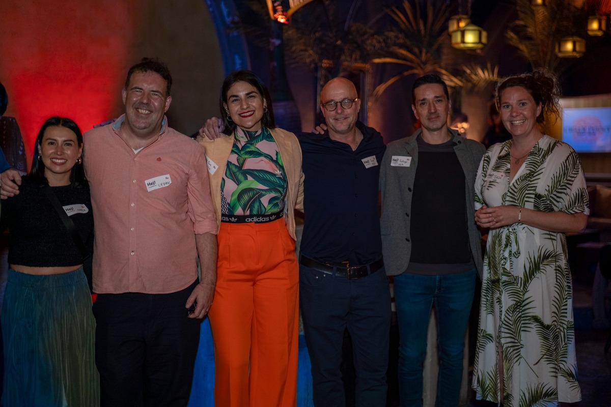De izquierda a derecha: Karla del Pino, Cedric Gulbierz, Daniela Brito, Jaap Doornbos, Rodrigo Lopez y Tirza Voss. (Cortesía)
