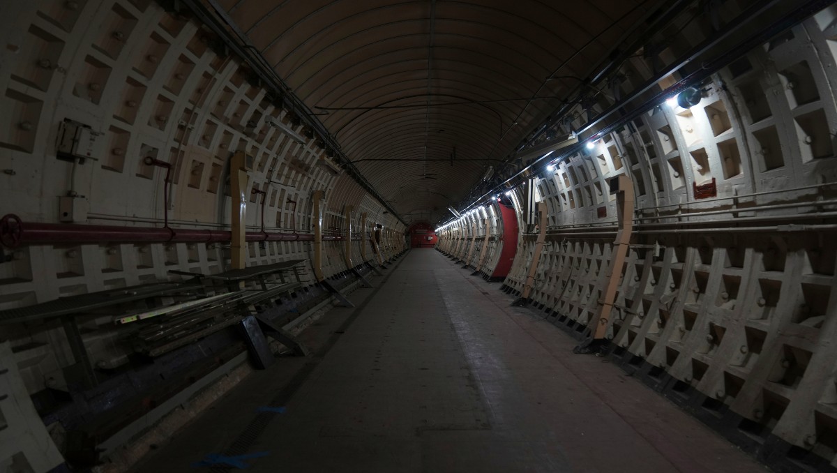 Una vista general de un túnel durante una gira de prensa en los túneles construidos durante la segunda guerra mundial en Londres | AP