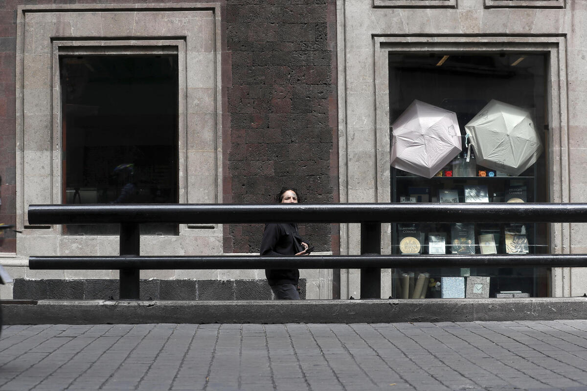 Desnivel en el edificio del Museo de Economía. | EFE