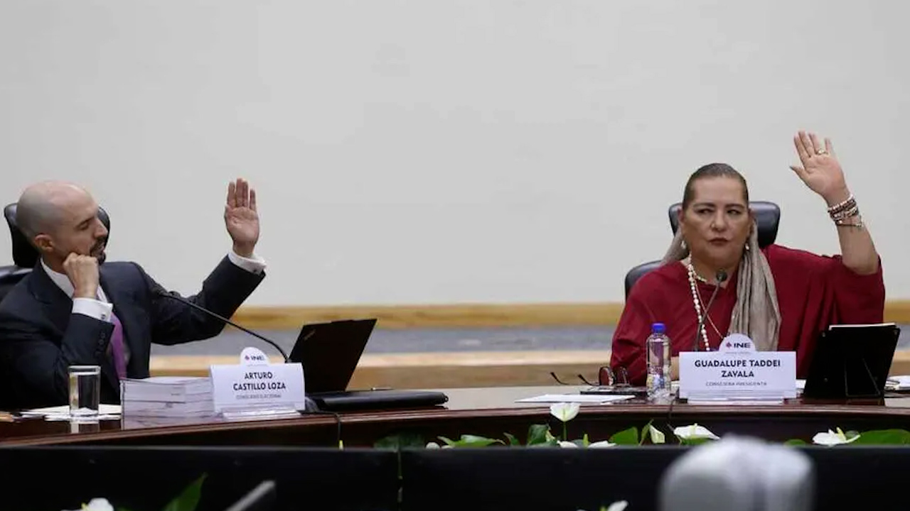 INE avala metodología para elegibilidad de magistrados y jueces; sí deben tener promedio de 8
