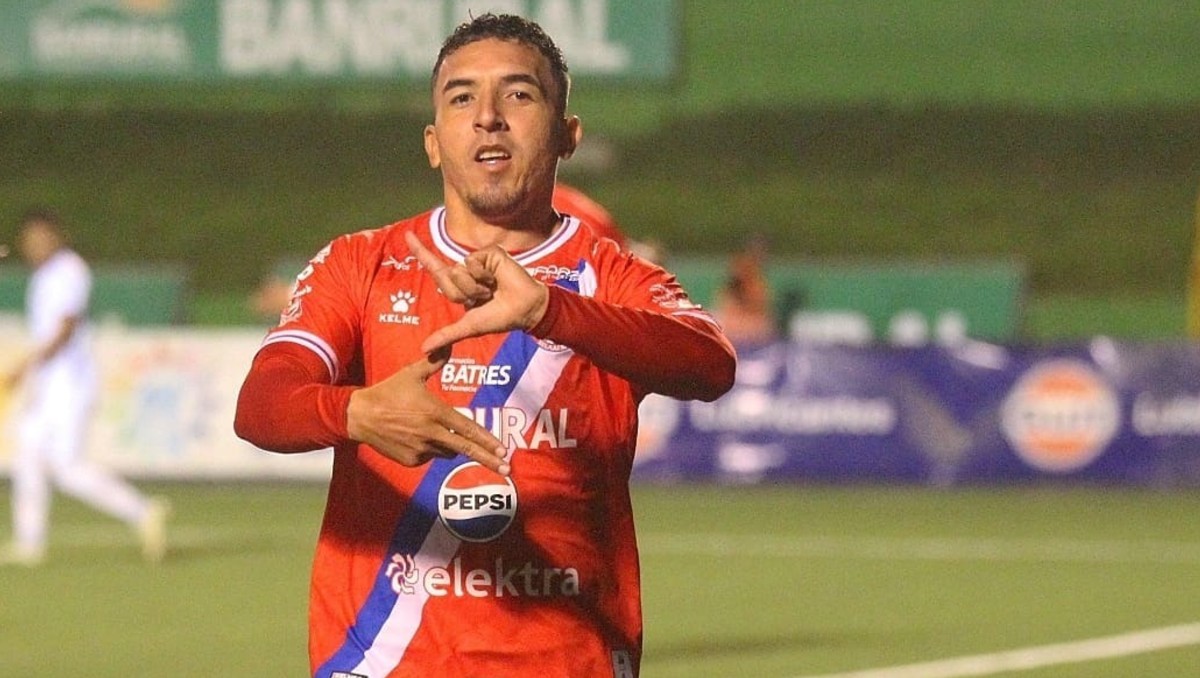 Oscar Rai Villa está cerca de firmar con la Jaiba Brava.