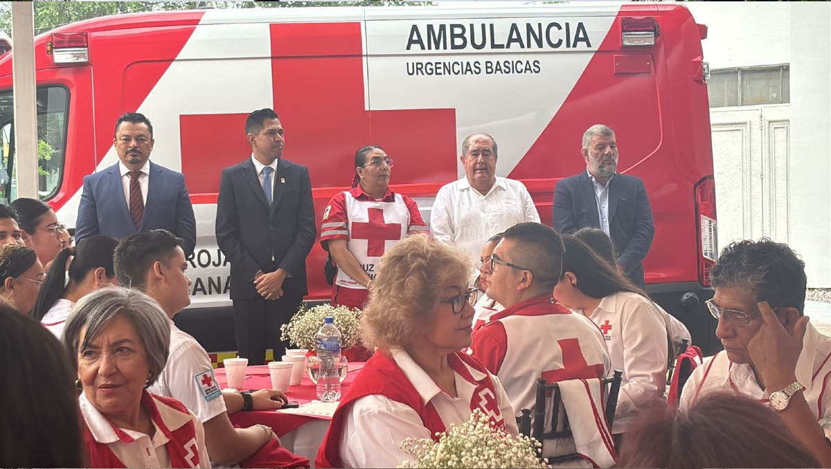 Paramédicos jaliscienses celebraron su día en la sede de Guadalajara (Foto: Roberto Hurtado)
