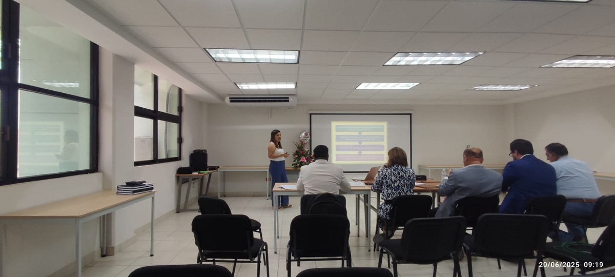 Presentación del proyecto para el doctorado en Ciencias del Agua y Suelos. (cortesía)