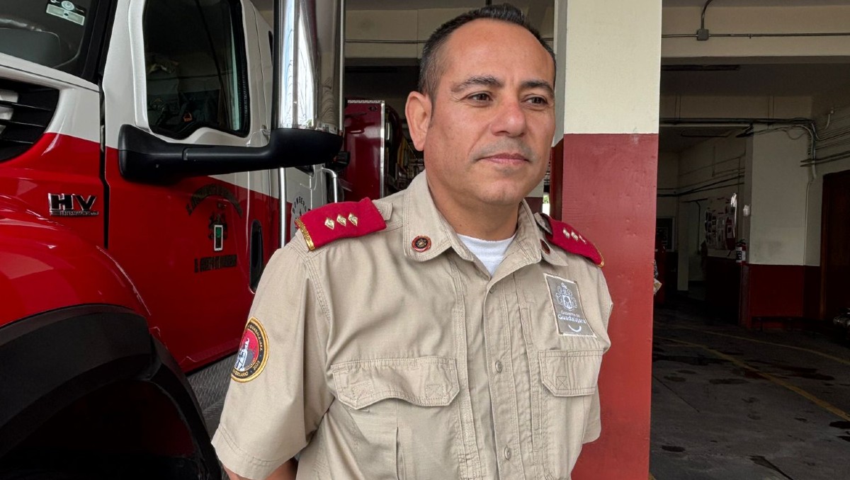 Protección Civil de Guadalajara exhorta a revisar techos y bajantes para prevenir riesgos durante la temporada de lluvias. (Foto: Roberto Hurtado)