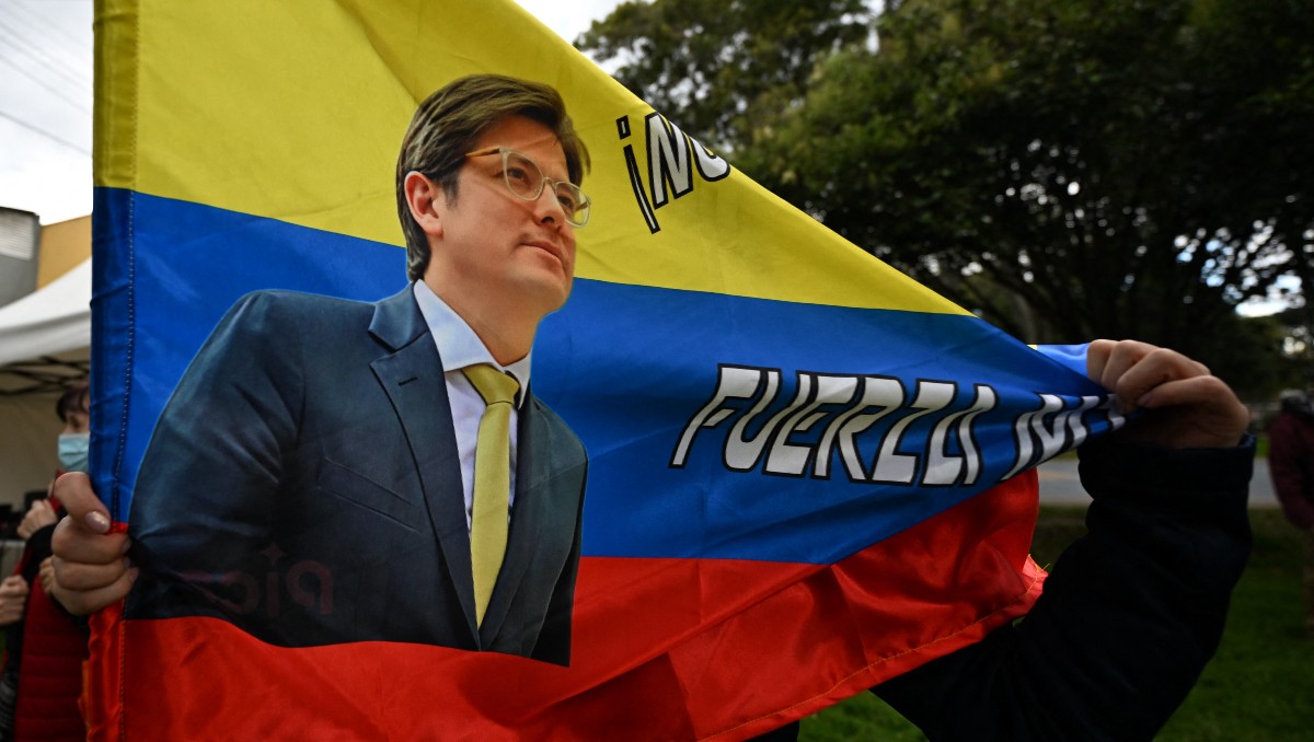 Seguidores de Miguel Uribe expresaron su solidaridad. | AFP