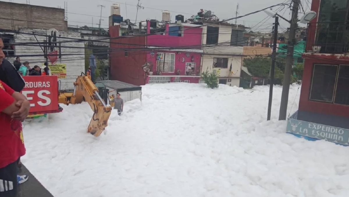 DIF seguirá apoyando a habitantes de la Nueva San Rafael inundados. Foto: (Especial)