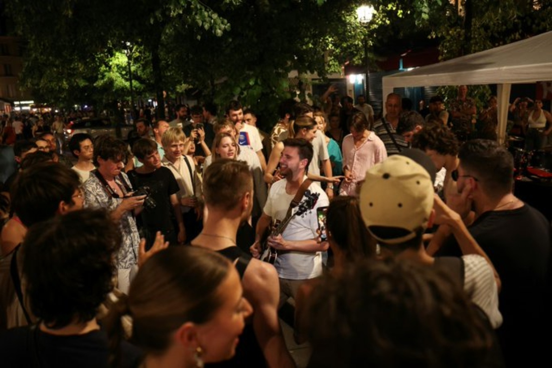 Millones de personas tomaron las calles de toda Francia el sábado por la noche para disfrutar del festival. |Especial