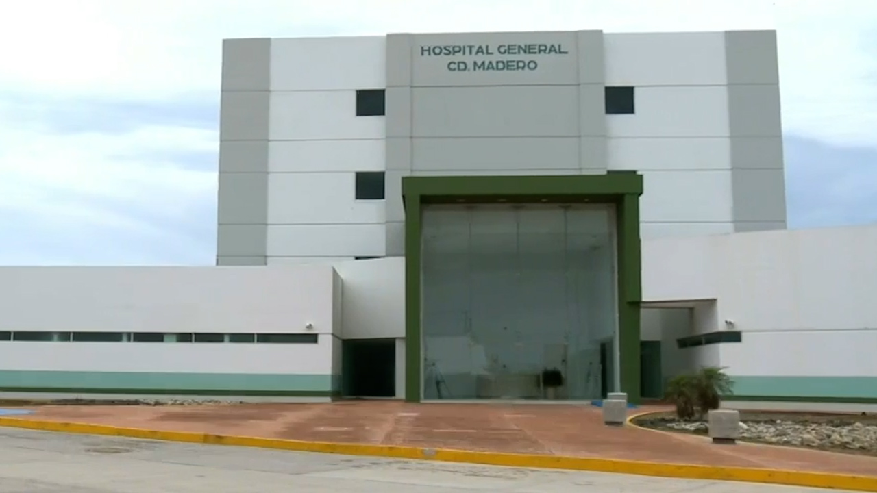 Américo Villareal supervisa avances del Hospital General de Ciudad Madero