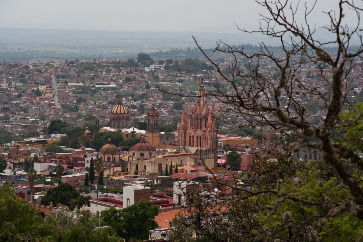 El aumento del turismo ha llevado a la conversión de viviendas en alojamientos turísticos, como Airbnb | Cuartoscuro