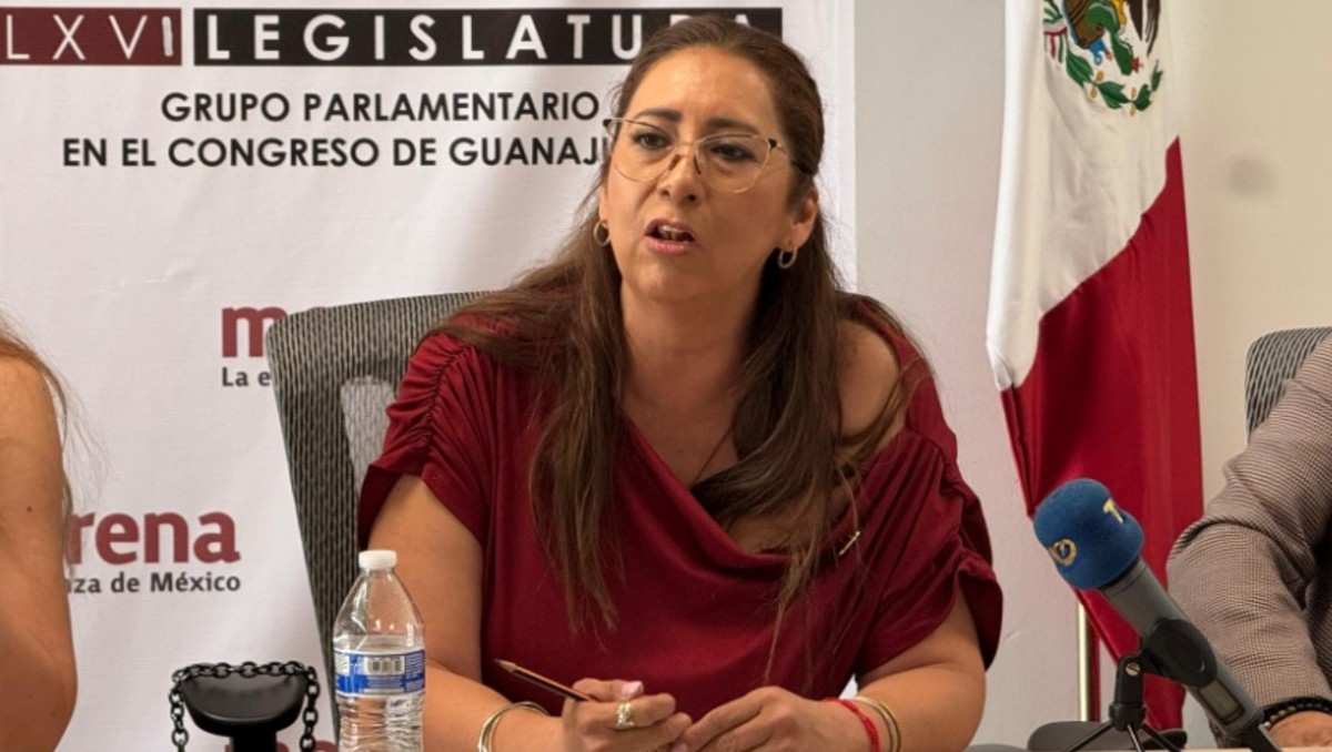 Diputados de Morena convocan marcha en Irapuato | Foto: Víctor Muñoz.