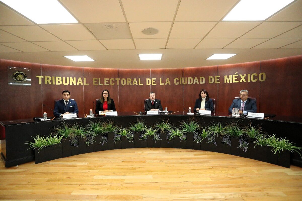 Las y los magistrados también descartaron el recurso TECDMX-JEL-052/2025. (Foto: @TECDMX)