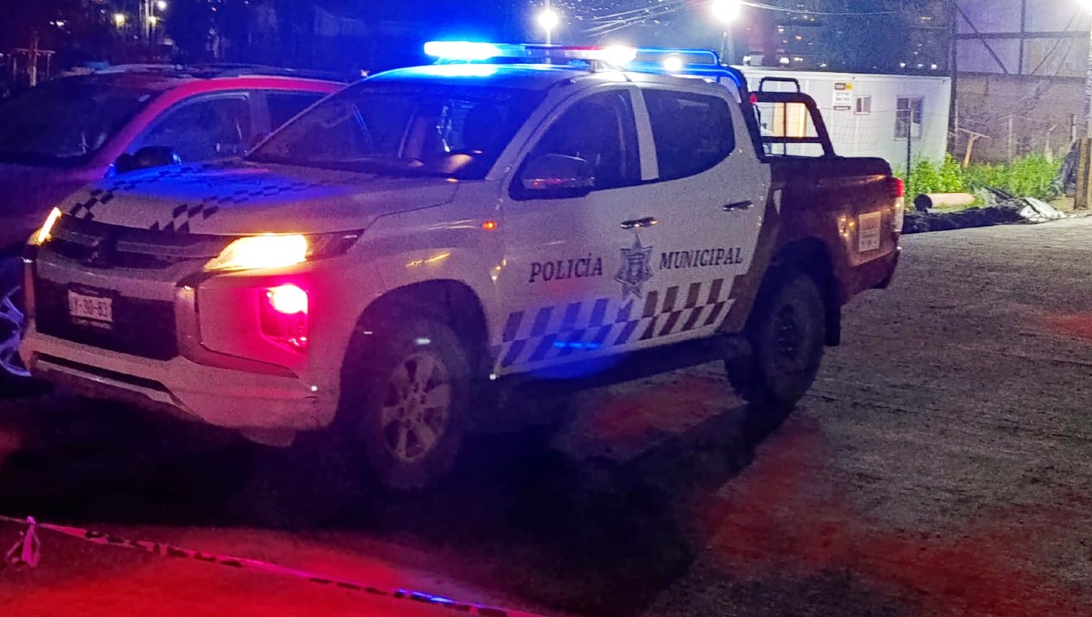 Policía municipal atendió el reporte del asesinato sobre carretera a Chapala (Vicente Torres Alfaro)