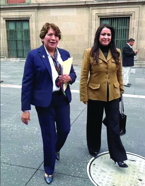 Delfina Gómez y la Secretaria Laura González. ESPECIAL