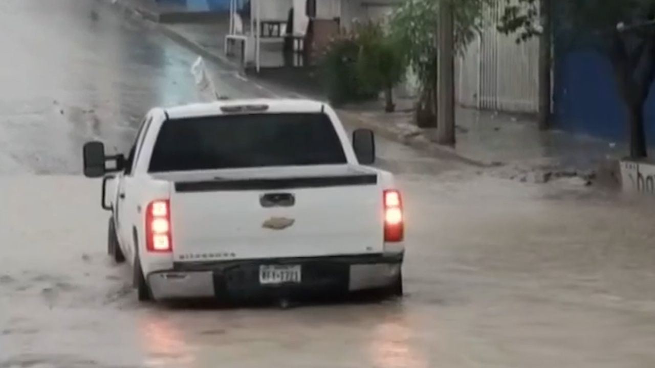 Implementan Plan DN-III-E en Ciudad Juárez por lluvias; reportan un muerto y daños