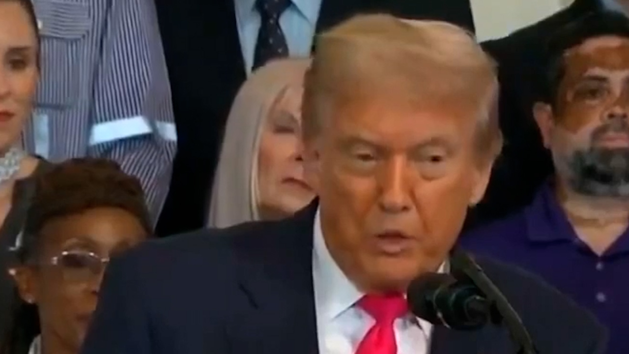 Trump insta al Congreso a apoyar su "plan fiscal" para reforzar personal en la frontera