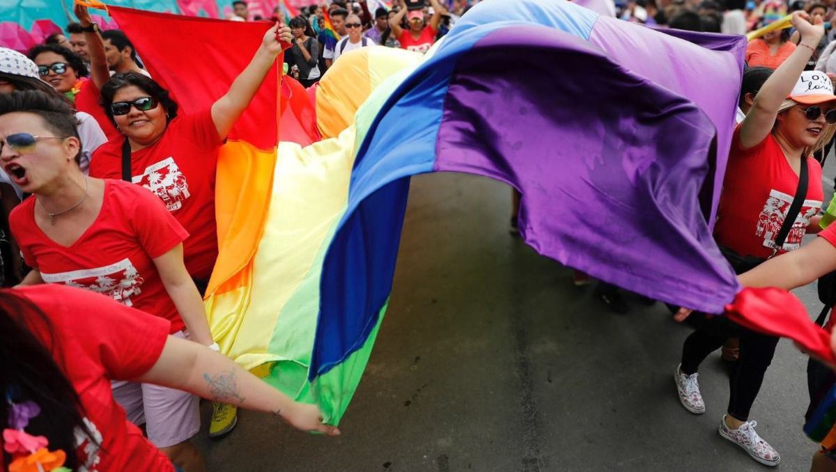 En Edomex, más de 489 mil personas de 15+ años se identifican como parte de la comunidad LGBTTTIQ+.| Especial