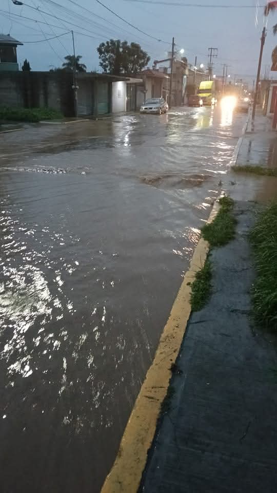 En algunas entidades se reportaron fuertes lluvias.