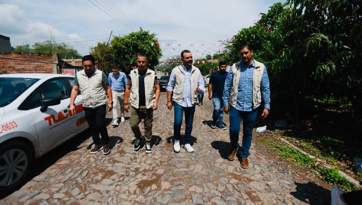 Gerardo Quirino, alcalde de Tlajomulco, encabezó la inauguración de la nueva vialidad (Foto: Cortesía)