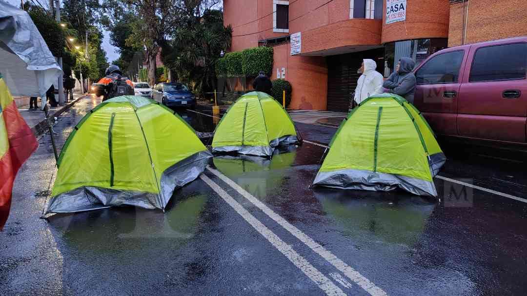 La manifestación fue en demanda de que se reconozca a la diputada Nora Arias como presidenta del sol azteca. (Foto: especial)