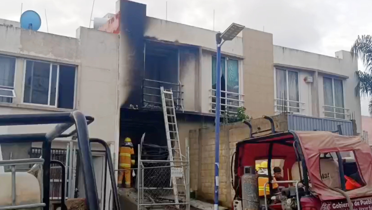 Mueren dos mujeres durante incendio en casa en Cuautlancingo | Leslie Mora