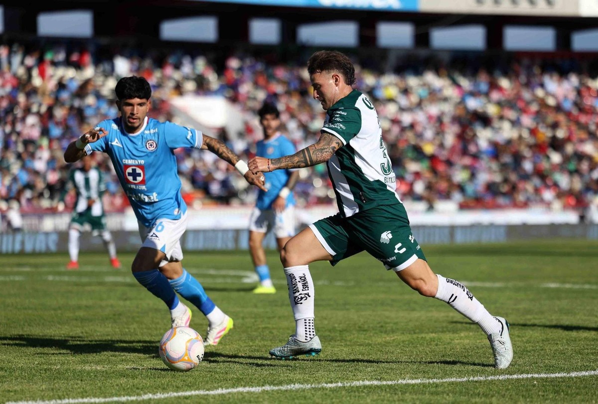 Santos Laguna se resiste a desprenderse de su pobre desempeño futbolístico. | Especial