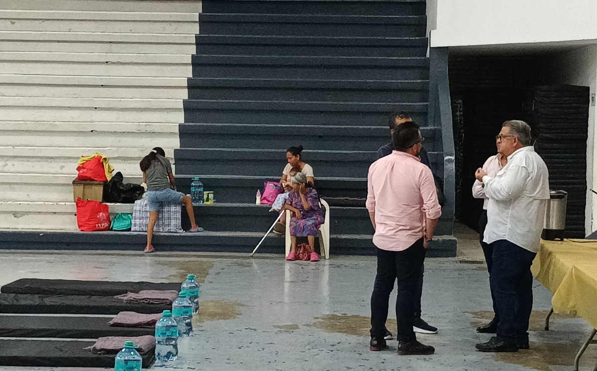 Albergue temporal en Auditorio Municipal. | Jesús Alberto García