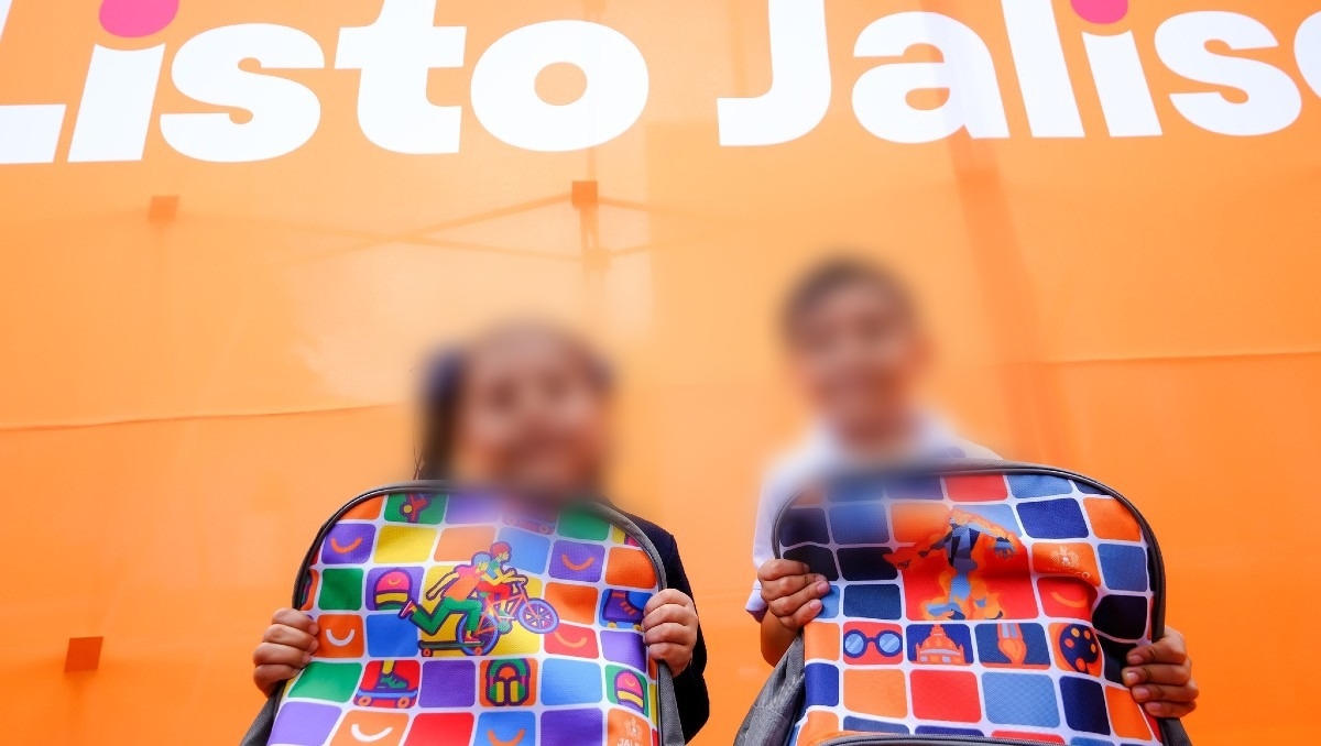 Estudiantes de educación básica en la Ciénega de Jalisco recibieron sus kits escolares (Foto: Cortesía)
