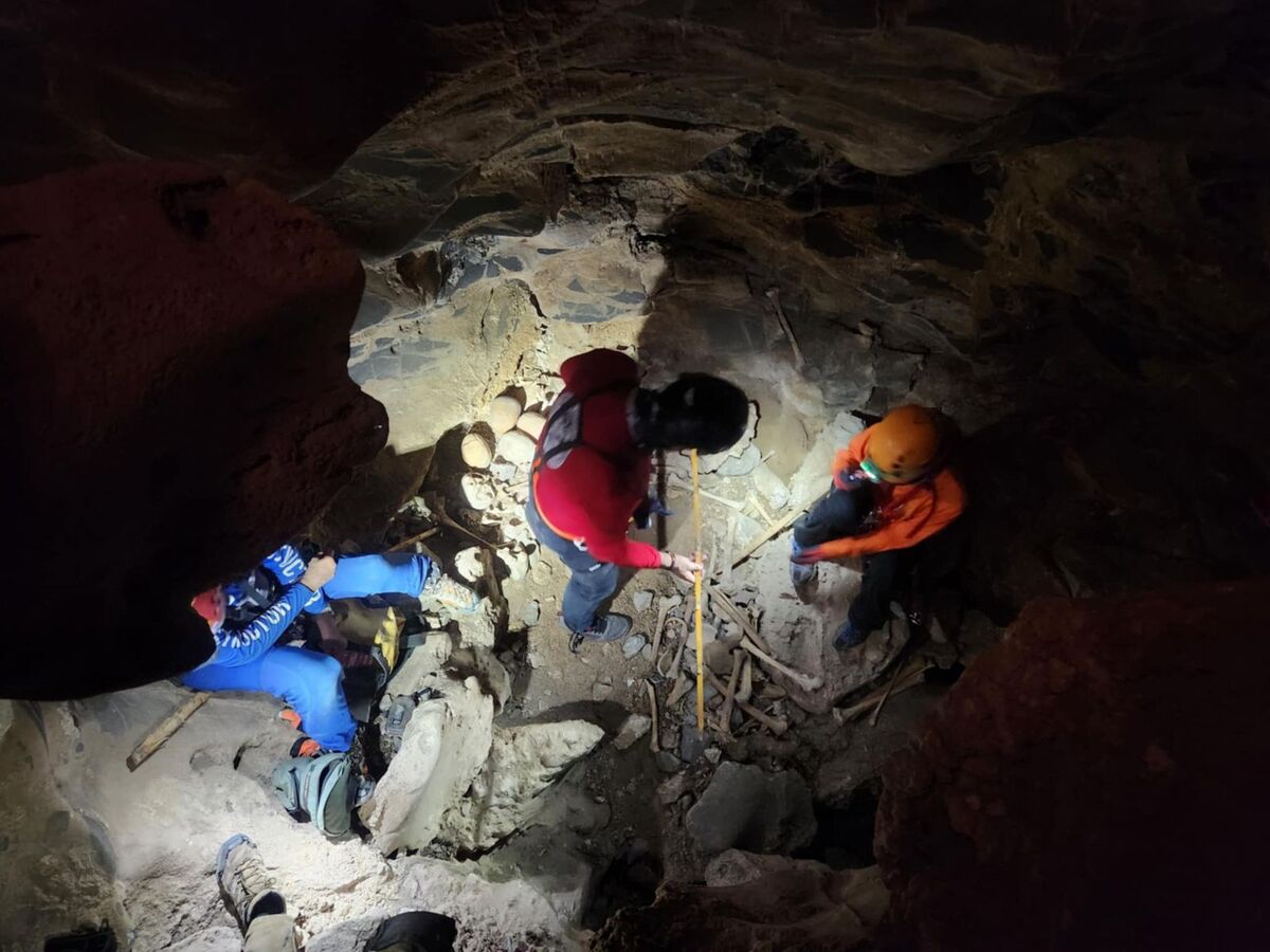 Realizaron el rescate arqueológico de un conjunto mortuorio de las culturas del desierto de cuando menos 500 años de antigüedad. | Especial