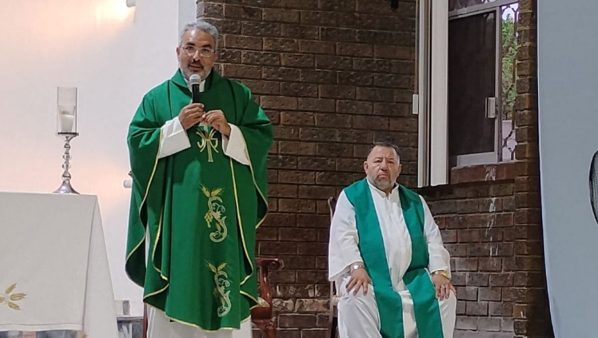 El padre Rafael López Solís, ofreció una misa de acción en la Parroquia de Nuestra Señora de Fátima . | Especial