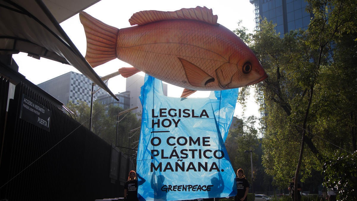 Greenpeace pide regular uso de bolsas. (Foto: X Greenpeace)