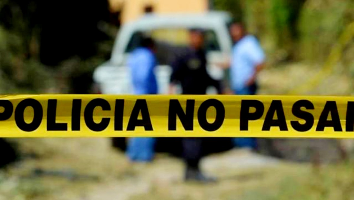 Localizan tres cuerpos en carretera Celaya-Salamanca | Especial