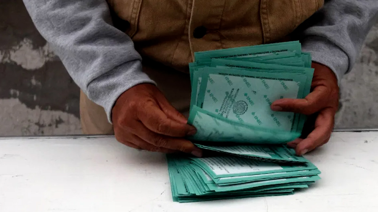 TEPJF avala recuentos en procesos judiciales, pero mantiene fuera al INE