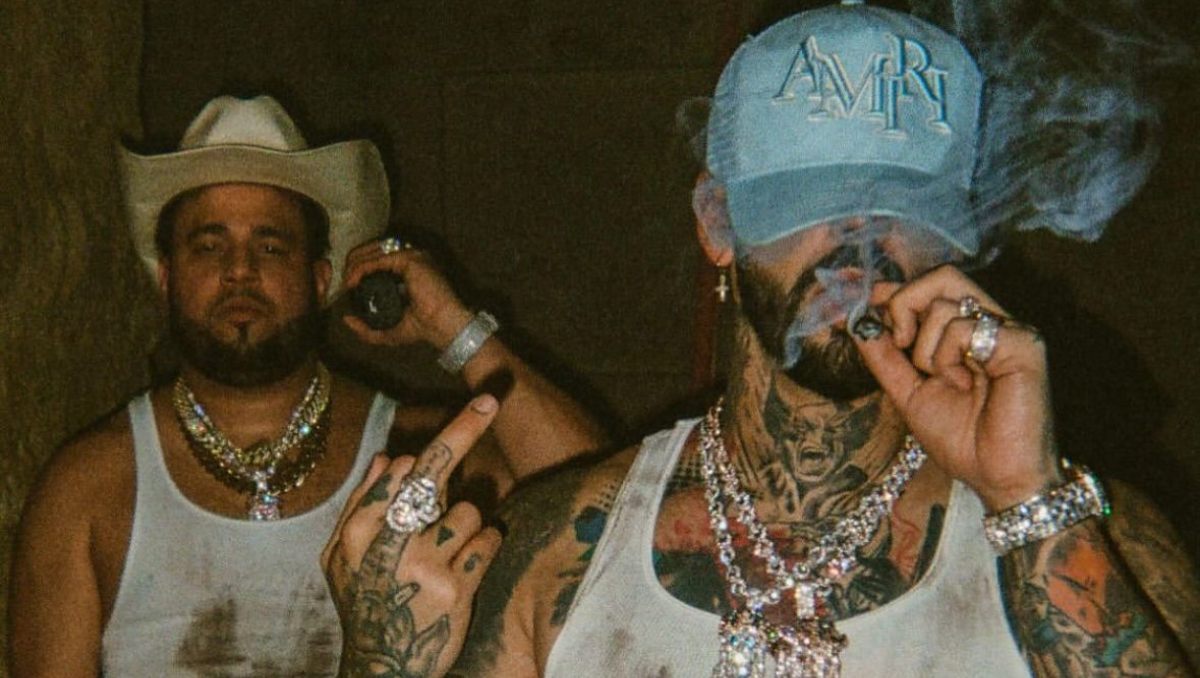 Anuel AA ha publicitado sus nuevas canciones a través de sus redes sociales con polémicas fotografías | Instagram