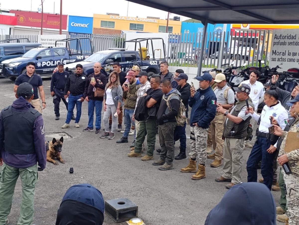 Capacitación de unidades caninas. (Especial)