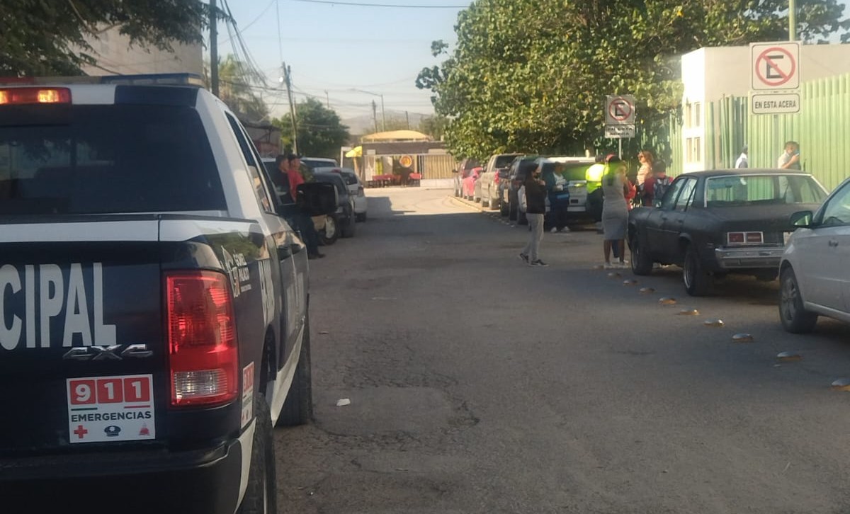 En Gómez, niño sufre lesión en el cráneo al caer de una portería. (Milenio Laguna)