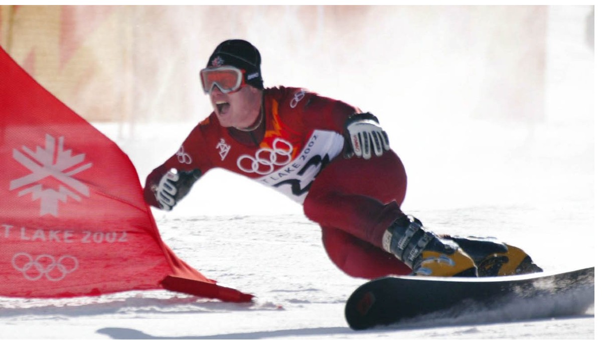 El ex snowboarder de 43 años ha sido añadido a la lista de los 10 fugitivos más buscados del FBI. | Especial