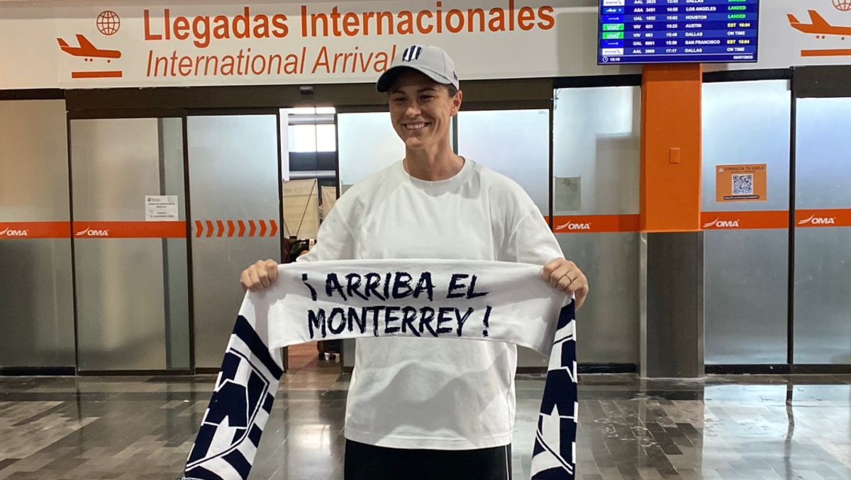 Emily Gielnik llega a Monterrey para unirse a Rayadas en la Liga MX Femenil (Erick González)