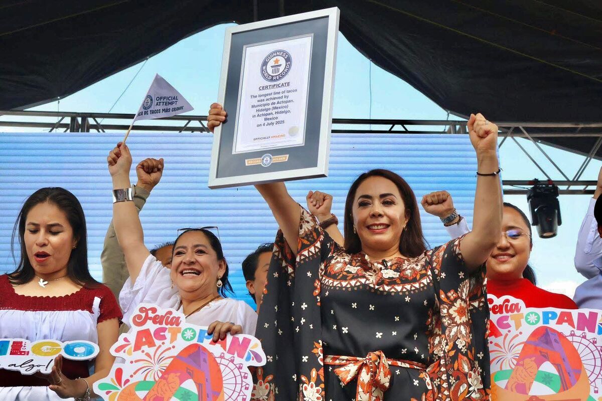 Imelda Cuéllar inaugura la Feria de la Barbacoa en Actopan 2025