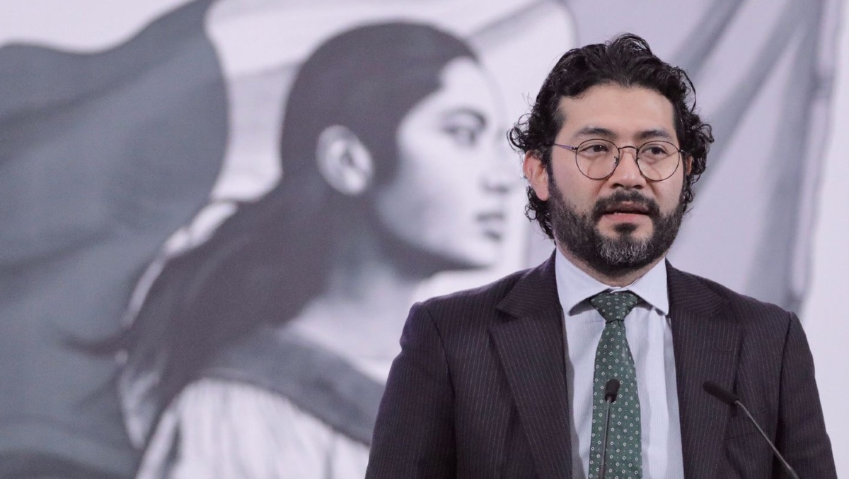 El secretario del Trabajo y Previsión Social, Marath Bolaños, en la conferencia de prensa. (Ariel Ojeda)