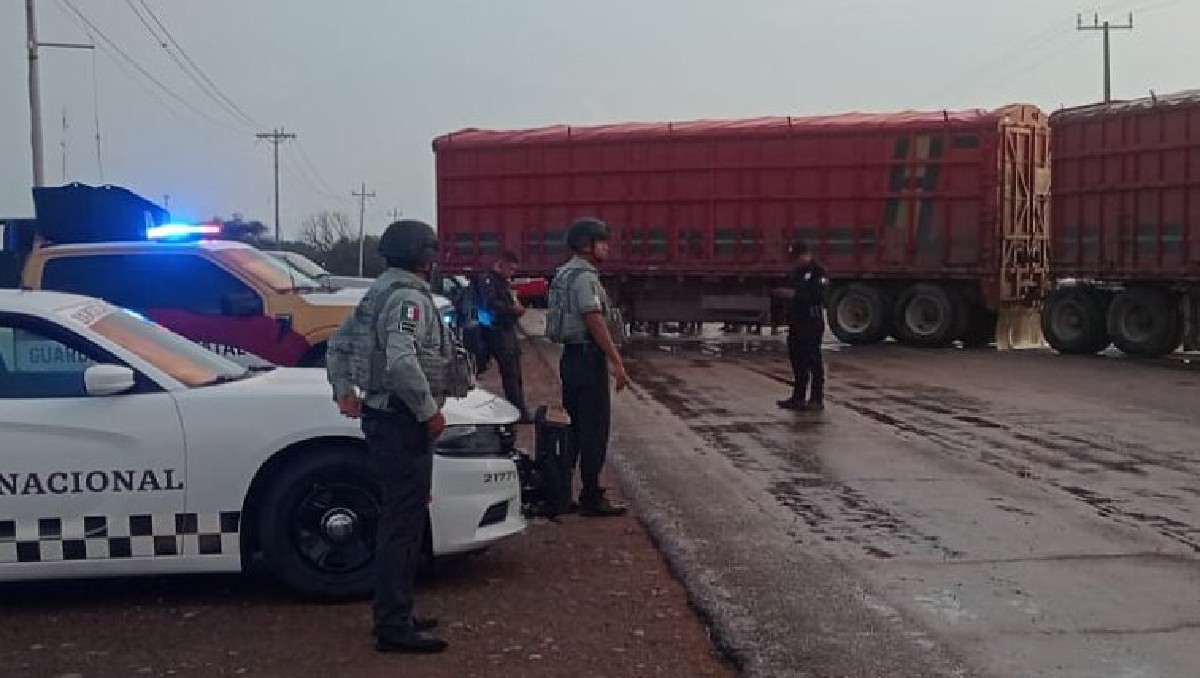 Bloqueo en carretera Victoria - Matamoros. (Guardia Nacional)