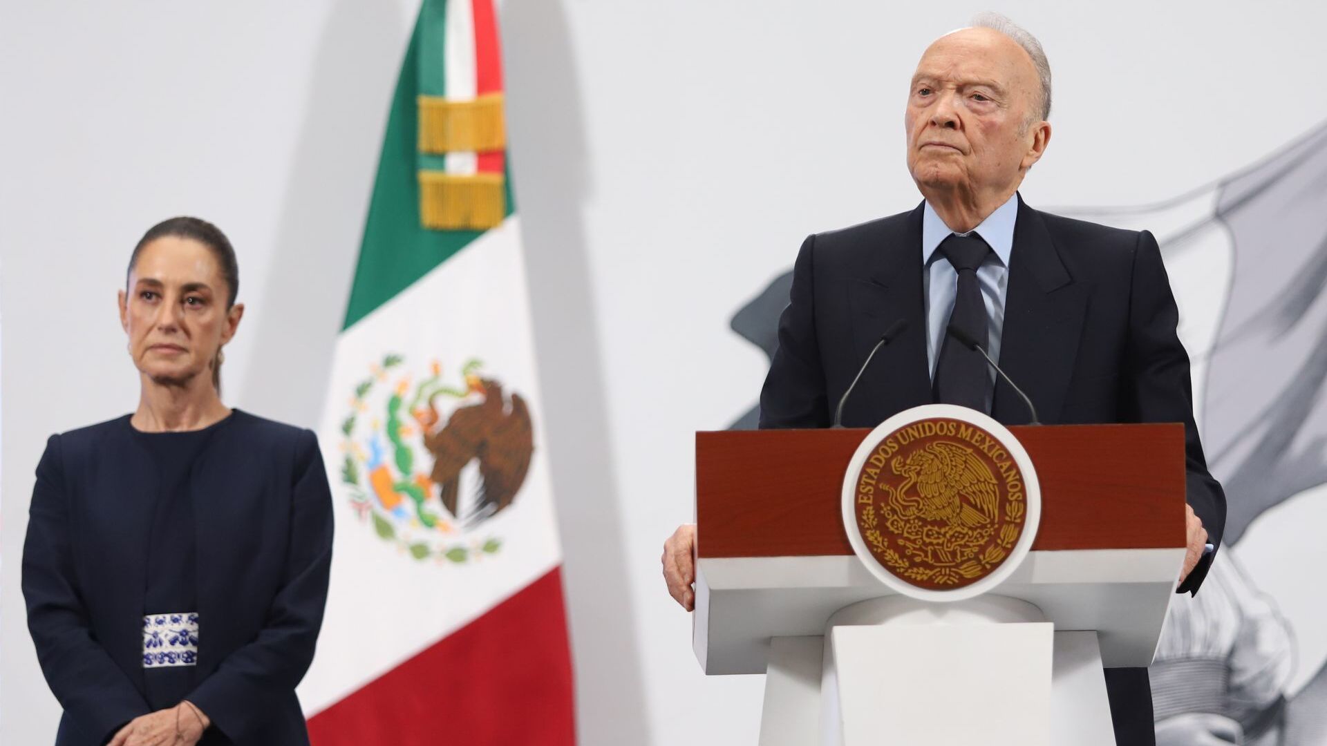 FGR abre investigación contra Peña Nieto por supuestos sobornos de  israelíes