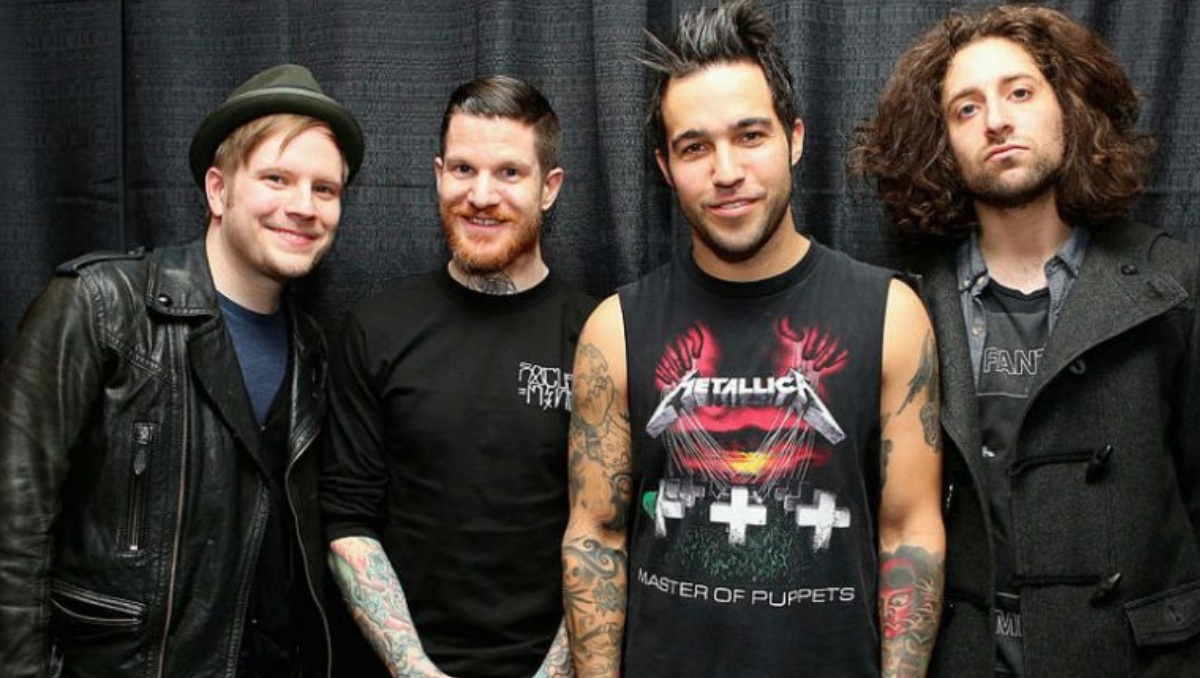 El guitarrista Joe Trohman anuncia que dejará la agrupación Fall Out boy