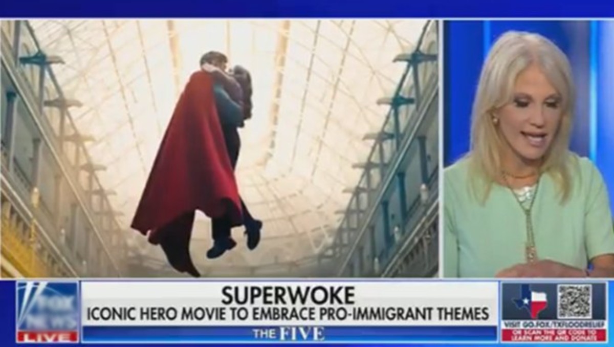 James Gunn llama inmigrante a Superman; desata críticas por "woke"