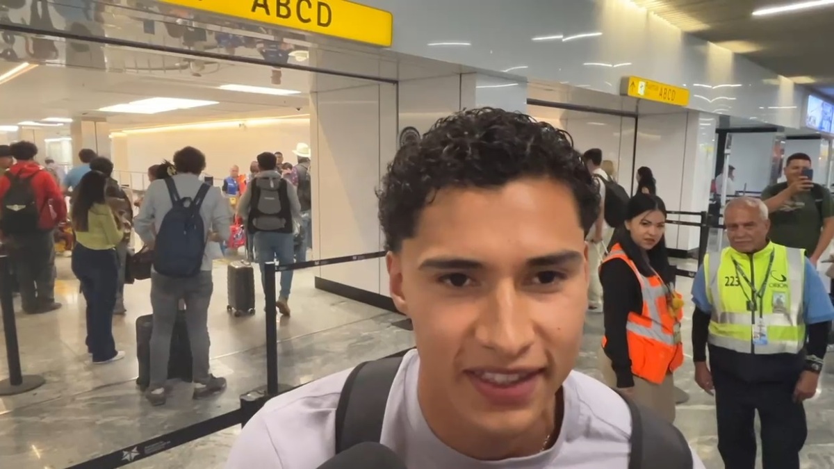 Jeremy Márquez charló con los medios en el Aeropuerto de Guadalajara. (Especial)