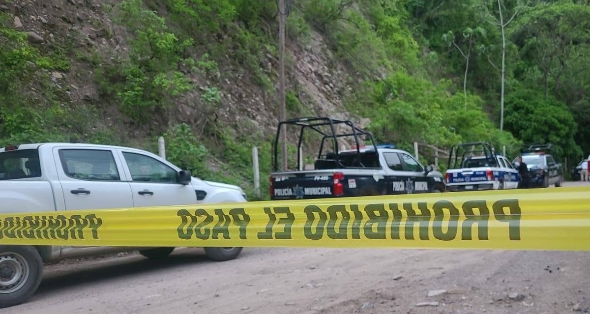 El cuerpo fue localizado en un predio cercano a la casa del funcionario. (Especial)