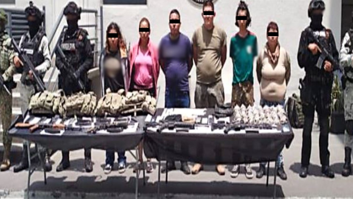 Detienen a seis personas con armas y droga en El Carmen, Nuevo León. | SSPC