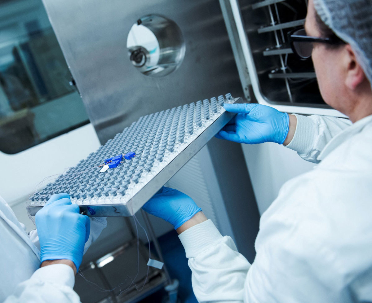 La industria farmacéutica vive incertidumbre ante las presiones de EU. Reuters.