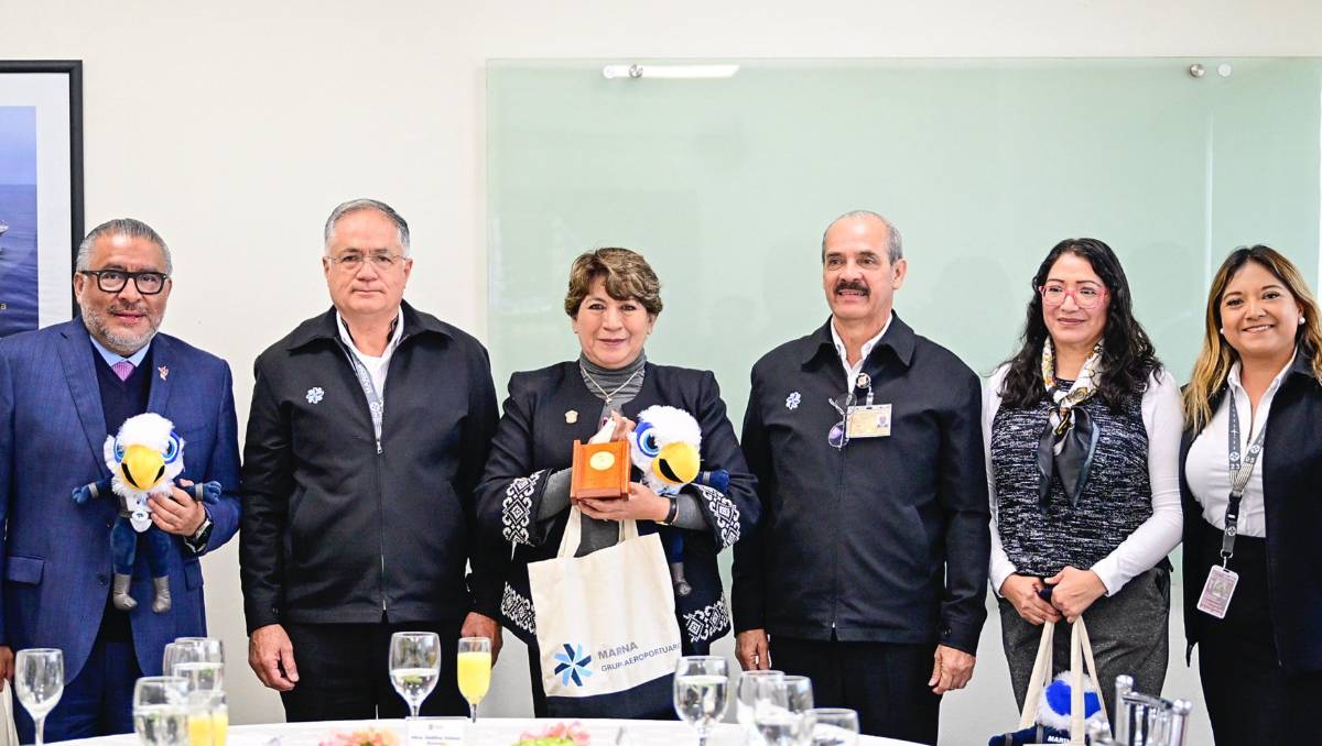 Delfina Gómez Álvarez encabezó una reunión con autoridades del Aeropuerto Internacional de Toluca. | Especial